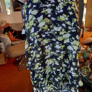 NWD Floral Multi-Layered/Tiered Sleeveless Lined Blouse/Top. Size Medium